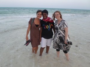 Meeting our friend Mariam who works in the Seaweed Center in beautiful Paje.